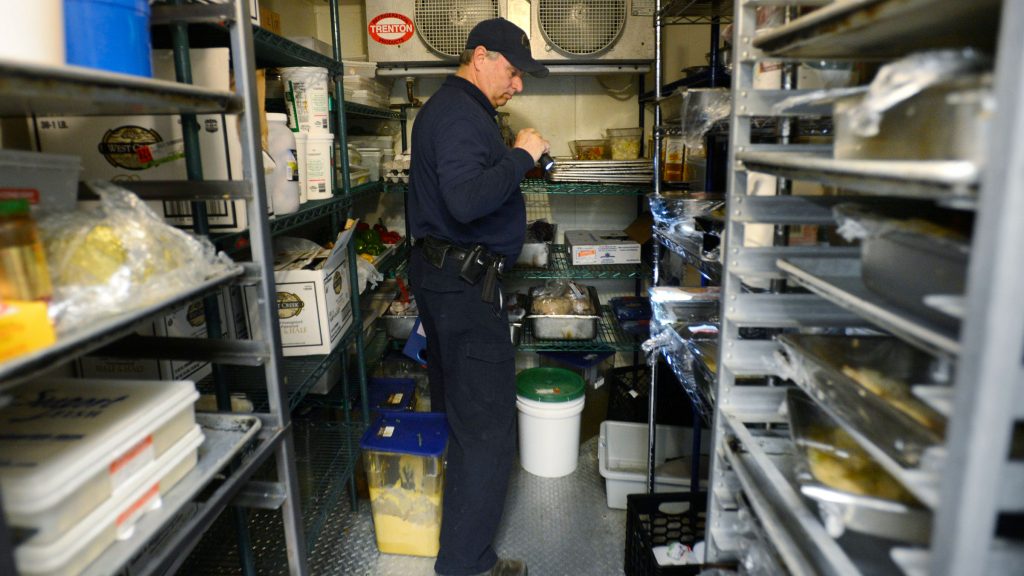 Cambios En Tarifas De Permisos E Inspecciones Para Establecimientos De Alimentos Entran En Vigor El 9 De Febrero En El Condado De Hidalgo