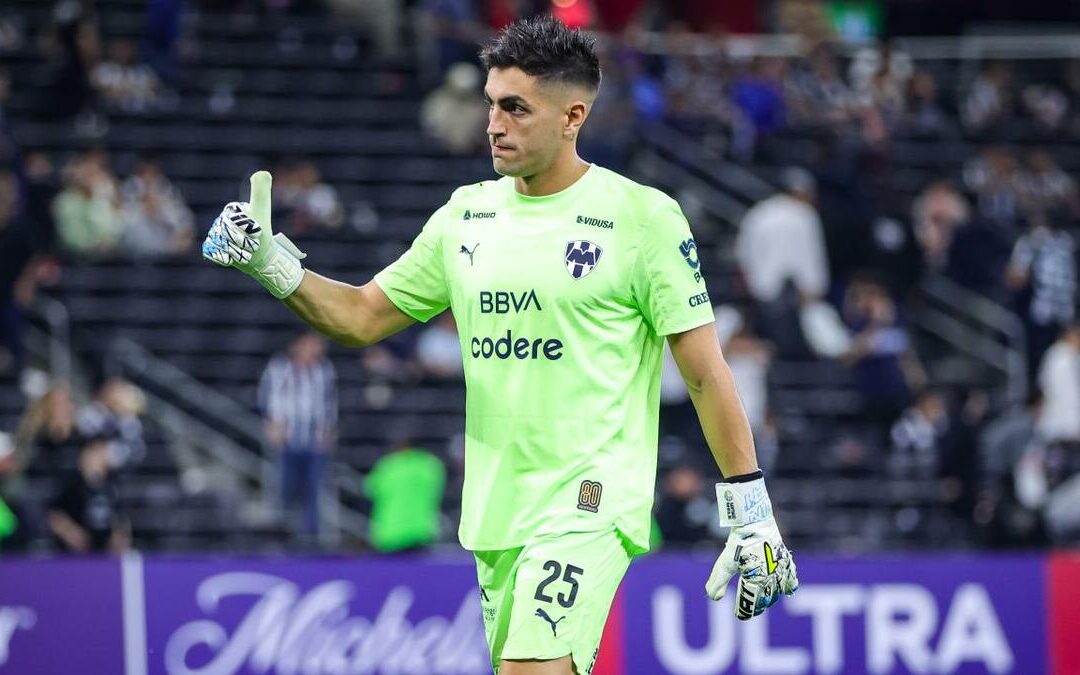 Santiago Mele envía un mensaje a la afición de Rayados tras recientes manifestaciones