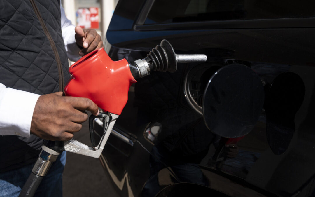 Nuevo México en Alerta: Aumento del Precio de la Gasolina por Conflicto con Irán