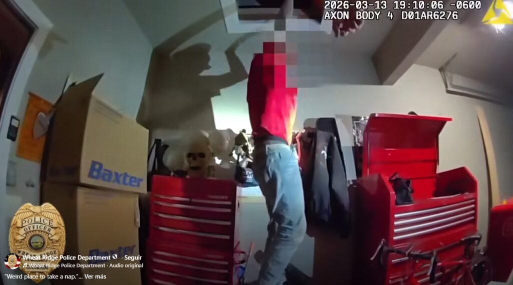 Hombre Arrestado en Wheat Ridge Tras Ser Encontrado Durmiendo en Ático Ajeno