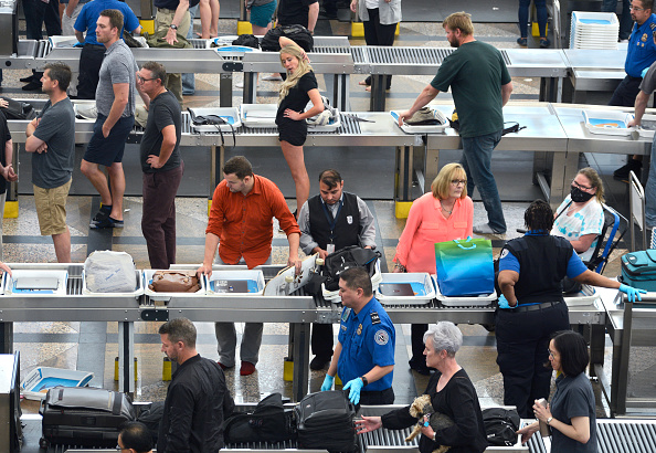 Cómo Reducir Tiempos de Espera en el Aeropuerto Internacional de Denver con DEN Reserve