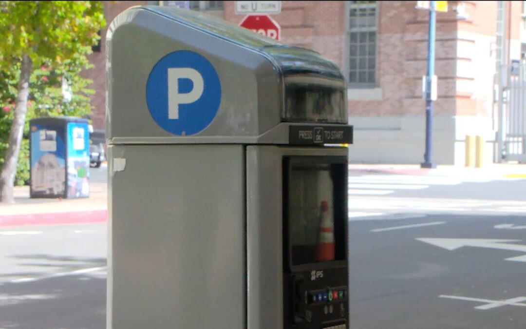 El Entusiasmo por los Padres de San Diego en Aumento, Pero el Estacionamiento en Petco Park es un Desafío