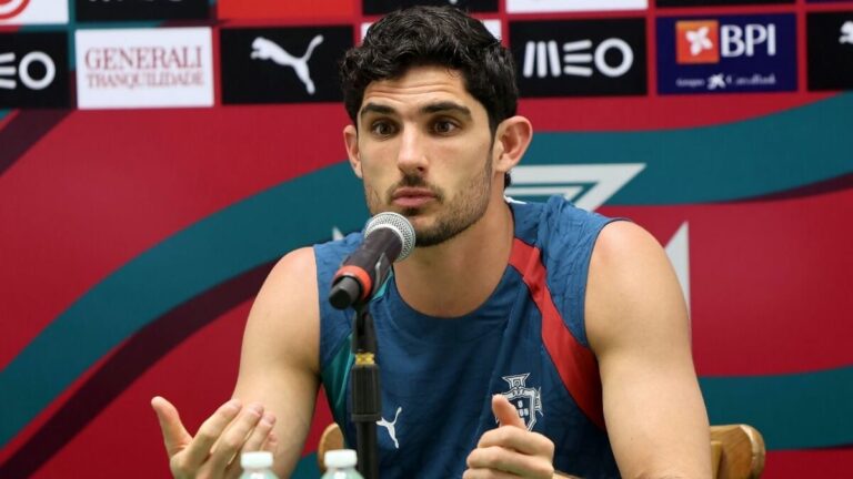Raúl Jiménez recibe elogios de estrella portuguesa antes del enfrentamiento México vs Portugal