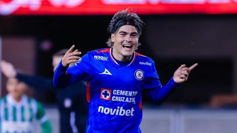 Cruz Azul Impresiona con Goleada ante Atlético Nacional en Partido Amistoso