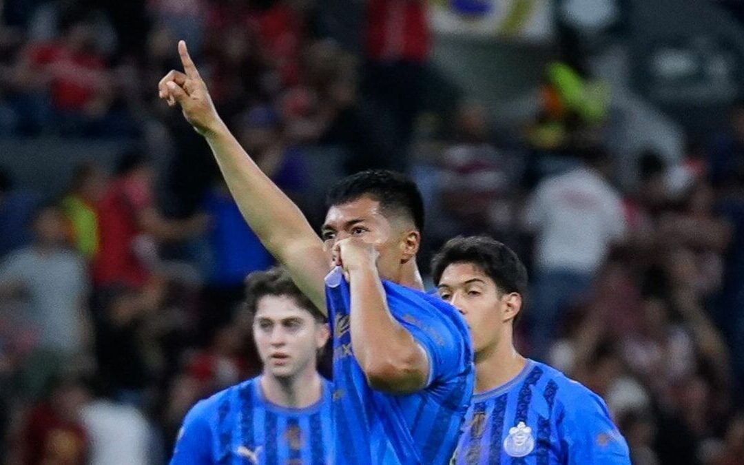 Daniel Aguirre continúa con Chivas hasta 2030: un acuerdo prometedor