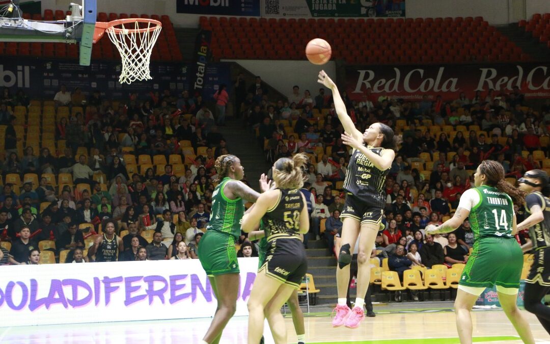 Morgan Jones destaca en la emocionante victoria de Fuerza Regia sobre Santas en la LNBP 2026