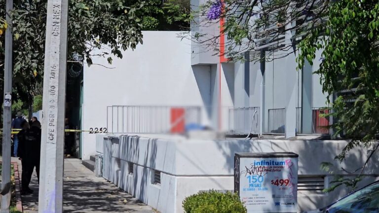 Trágico Accidente en Guadalajara: Empleado de Mantenimiento Fallece al Caer 15 Metros