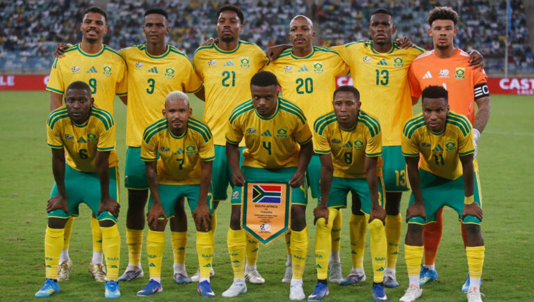 Aficonados sudafricanos anticipan desafíos contra México en la Copa Mundial de Fútbol