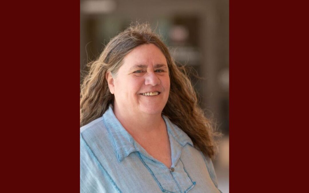 Elizabeth England-Kennedy de NMSU galardonada por su contribución a la equidad en salud