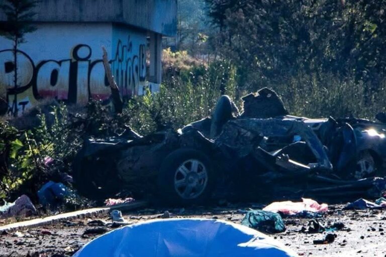 Choque Múltiple en Michoacán: Tráiler Sin Frenos Deja 5 Muertos y 10 Heridos
