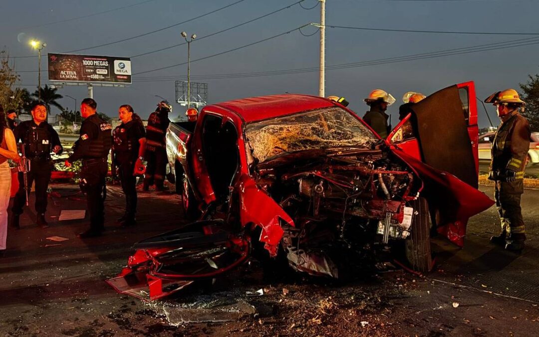Accidente Mortal en Tlaquepaque: Hombre Fallece y Deja a su Madre Prensada
