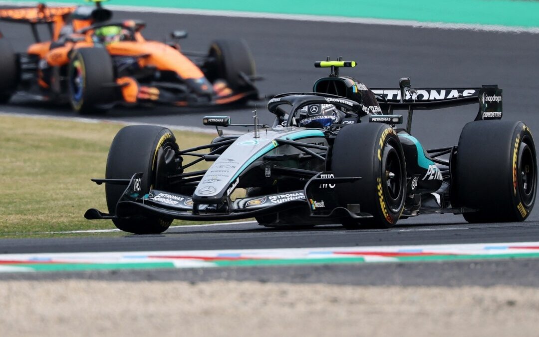 Antonelli se luce en el GP de Japón 2026; Checo Pérez finaliza en el lugar 17