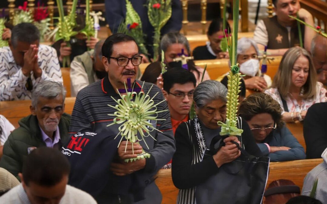 Semana Santa en Puebla: Procesión del Domingo de Ramos destaca con un llamado a la paz