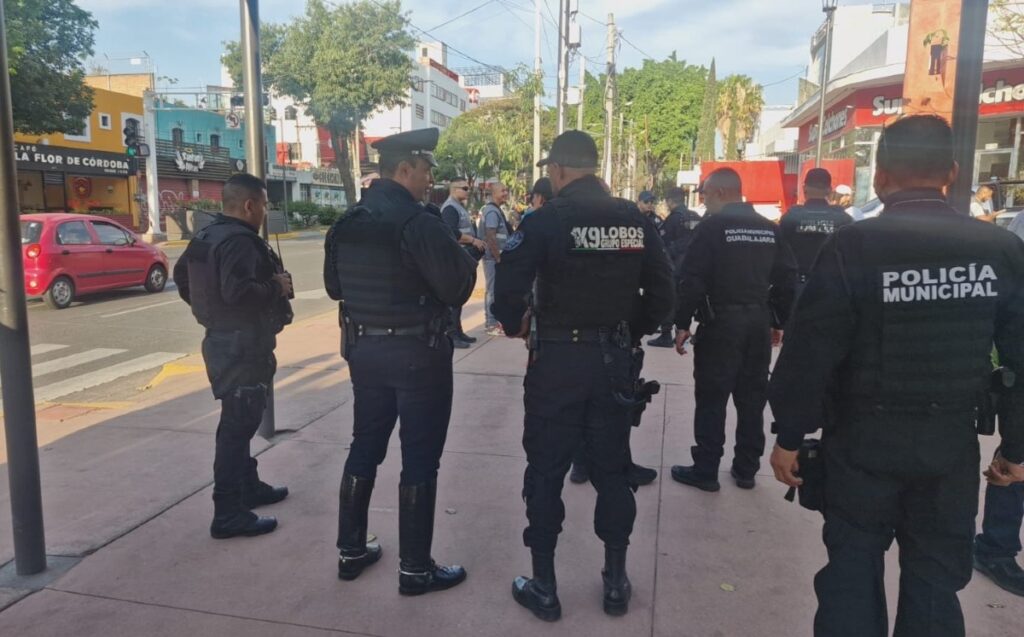 Operativo Policial en Parque Rojo de Guadalajara Refuerza la Seguridad