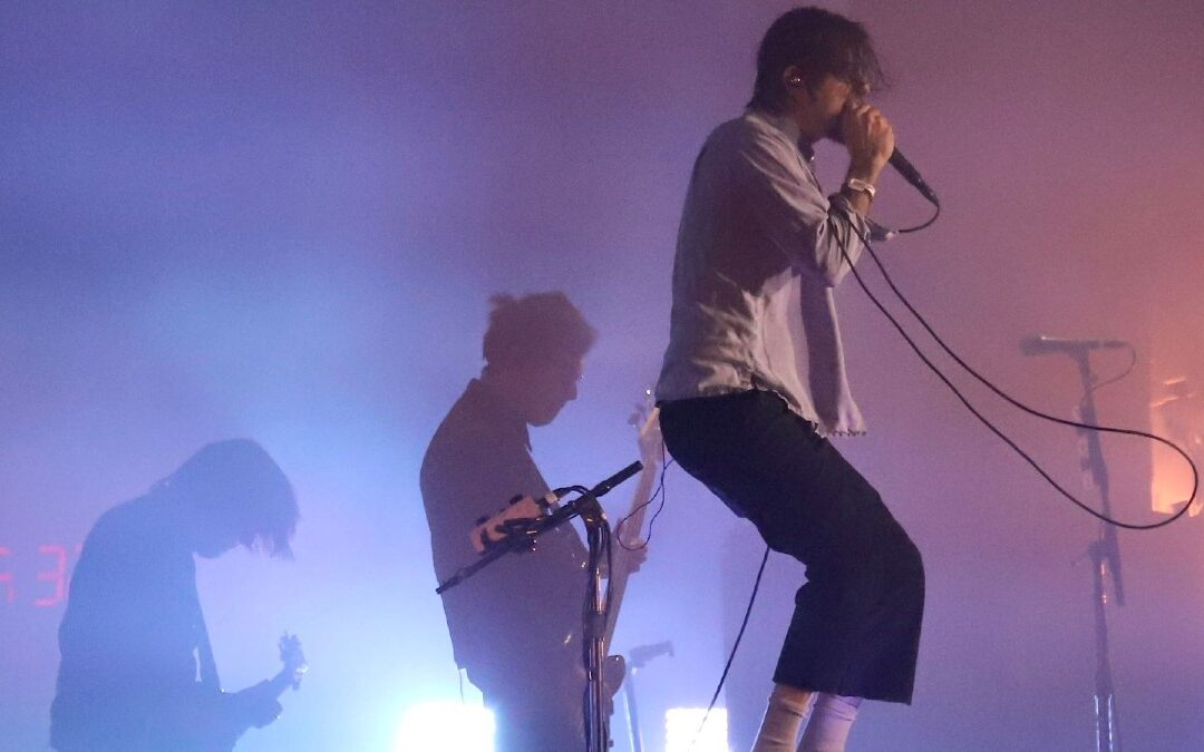 Deftones Concierto 2023: Descubre Cuánto Tiempo Durará el Evento en el Palacio de los Deportes