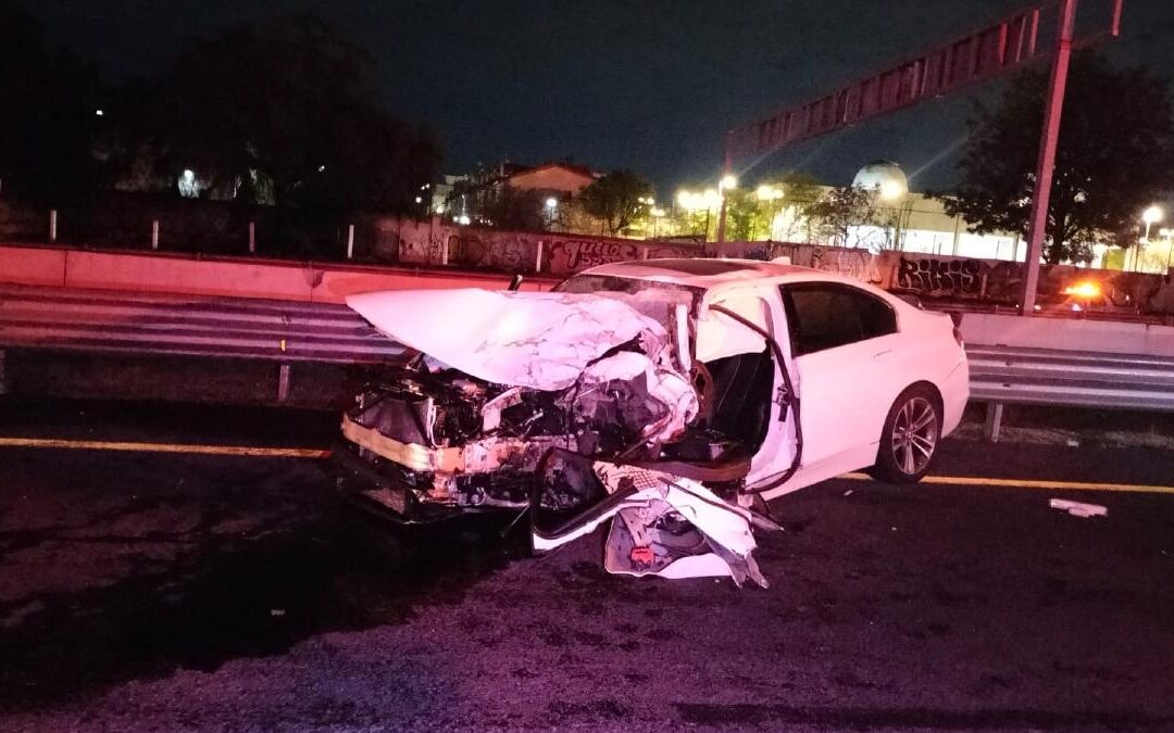 Trágico Accidente en la México-Pachuca: Volcadura Deja Dos Muertos
