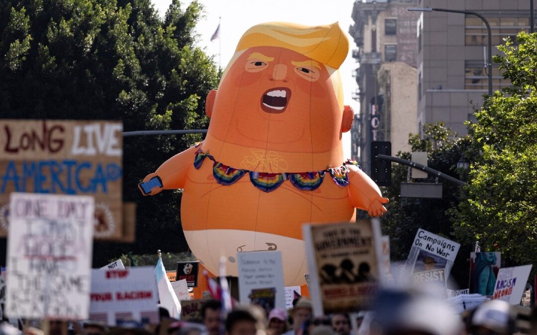 Millones Protestan Sin Reyes Contra el Gobierno de Trump en Estados Unidos