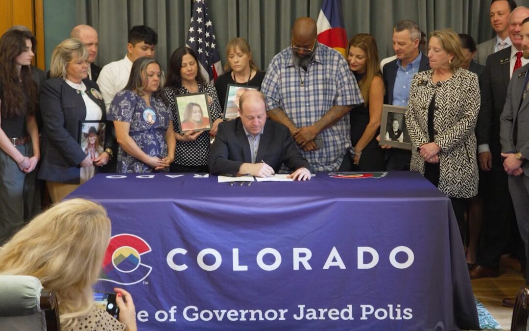 Nueva ley en Colorado obliga a redes sociales a colaborar con la policía en 72 horas
