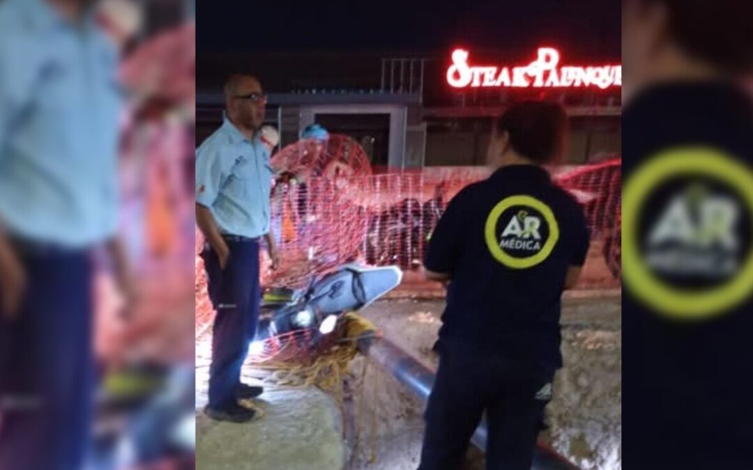 Motociclista en estado de ebriedad sufre accidente en la obra Sistema Vial Abastos-Independencia
