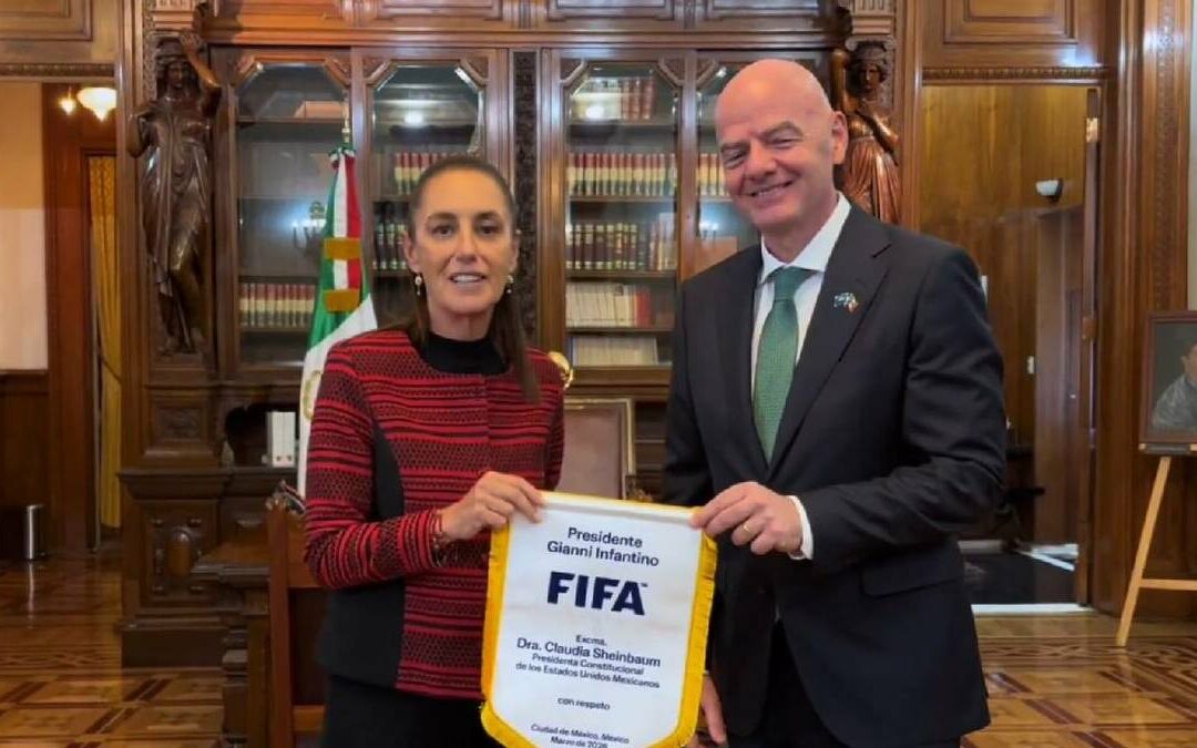 Gianni Infantino y Claudia Sheinbaum: Encuentro Clave en el Palacio Nacional