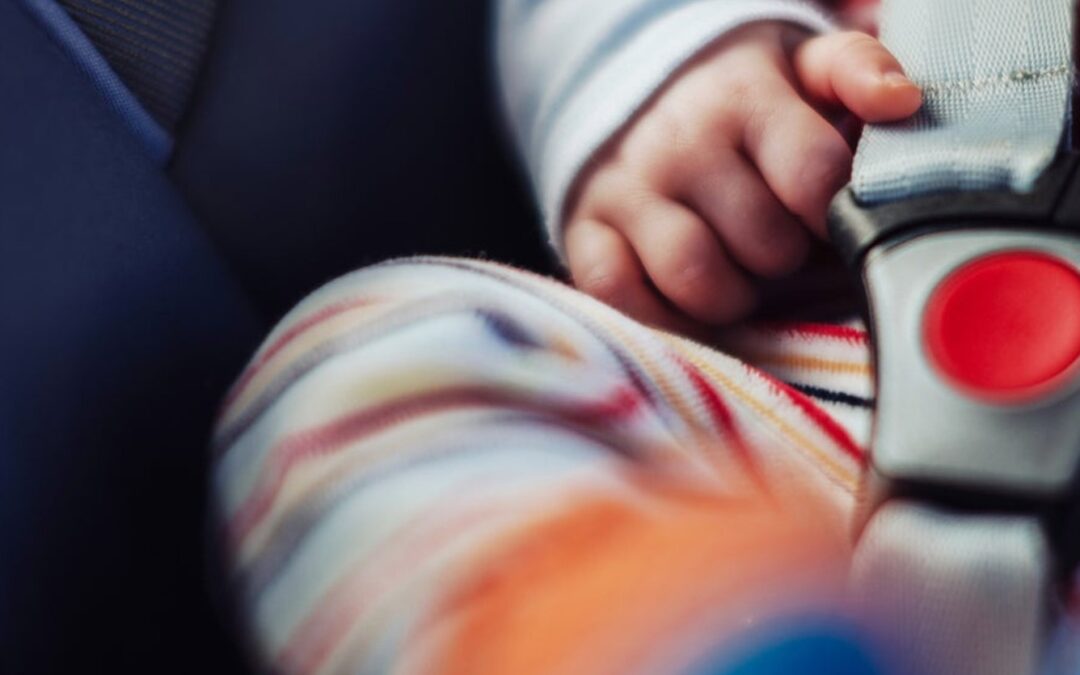 ¡No te lo pierdas! Revisión gratuita de asientos de auto para niños en Las Cruces este 2 de abril