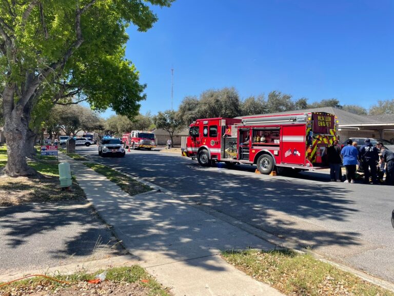 Incendio en complejo de apartamentos al norte de McAllen deja una persona hospitalizada