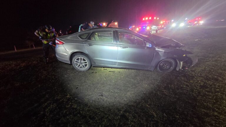Conductor muere en choque mortal en Moorefield Road al norte de Alton
