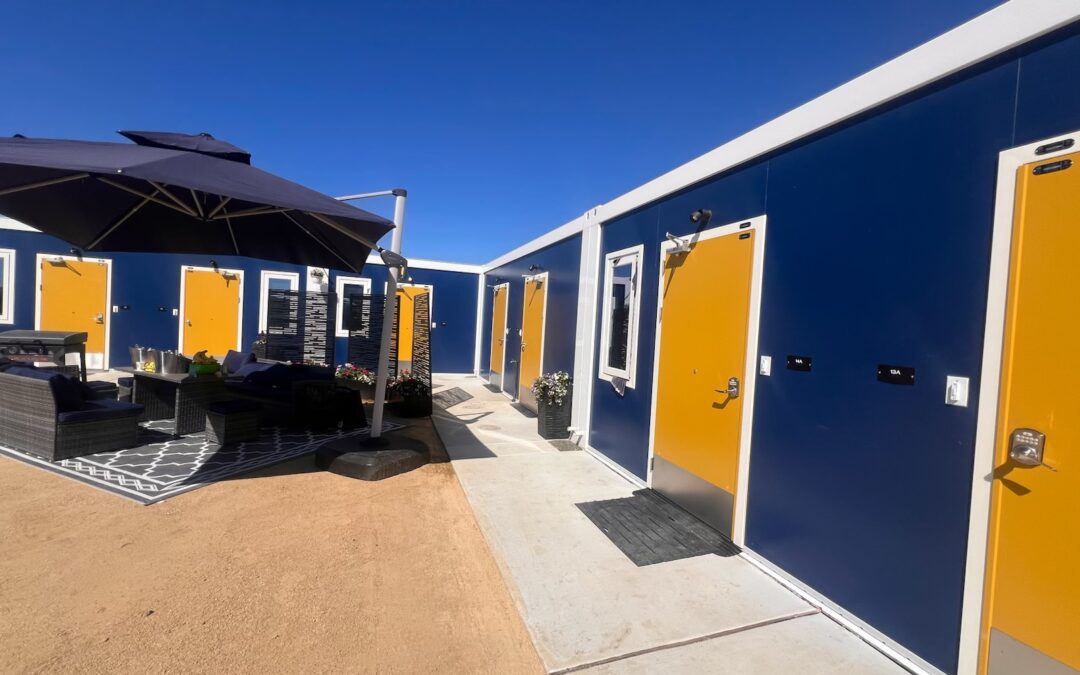 El programa Sendero provee vivienda temporal y apoyo a personas en Soledad, California