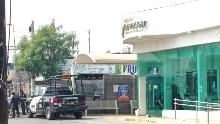 Trágico fallecimiento de abuelito al cobrar su pensión en el Banco del Bienestar de Monterrey