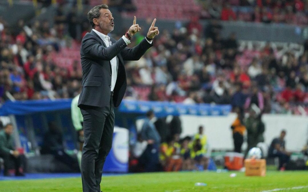 Diego Cocca: Espina Clavada ante Chivas y Números Positivos en Fútbol Mexicano
