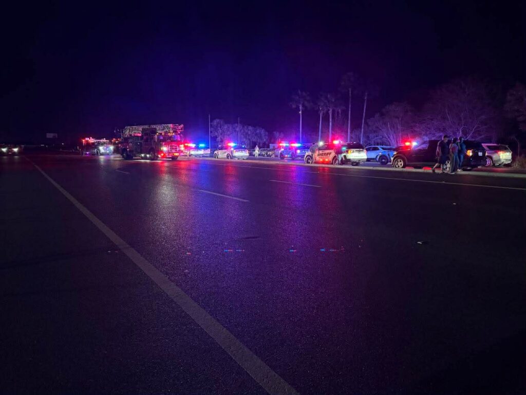 Cuatro personas mueren en tiroteo tras disputa vecinal en zona rural de Edinburg