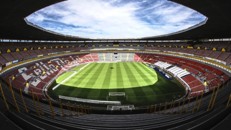 Estadio Jalisco: Se Invertirán Millones en Nueva Cancha de Césped