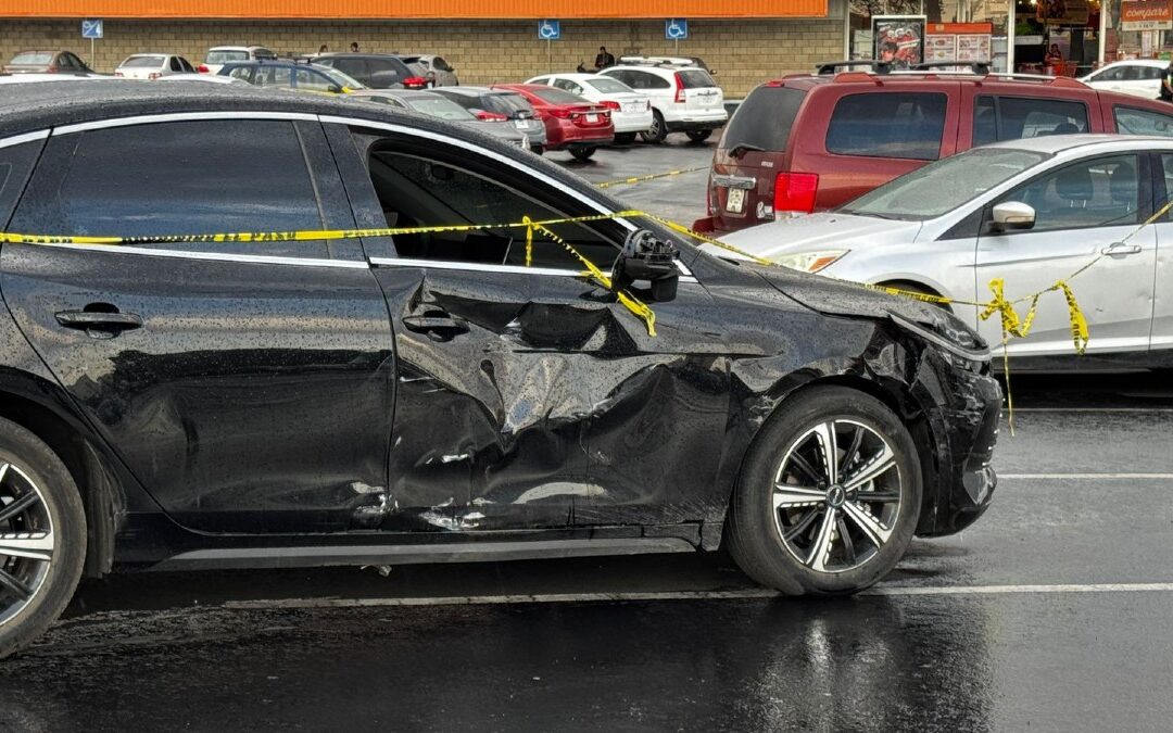 Policía de Zapopan herido de bala tras accidente en Tlaquepaque: agresor en fuga