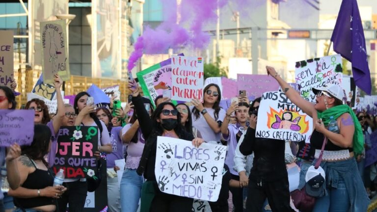 Descubre a qué hora inicia la marcha 8M en León el 8 de marzo de 2026