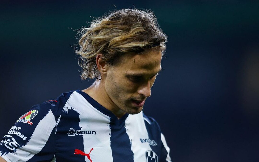 Nico Sánchez sorprende al dejar a Canales fuera de su primera alineación en Rayados