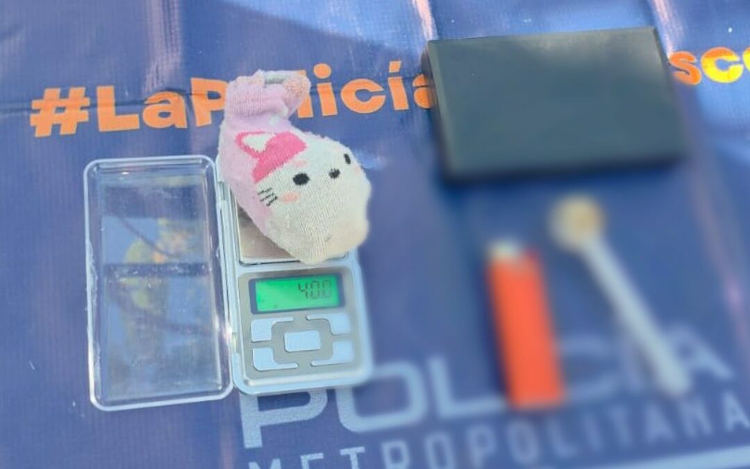 Arresto de Narcomenudista en Tlajomulco: Dosis de Cristal Ocultas en un Calcetín de Gatito