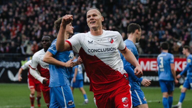AZ Alkmaar sin Mateo Chávez: Se desploma ante Utrecht pero se aferra a la posición europea