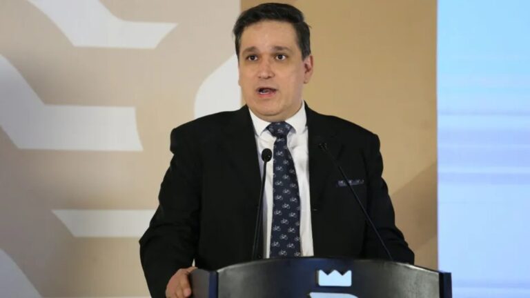 Gobierno de Nuevo León: Avanza el Diálogo para Nombrar al Tesorero Estatal