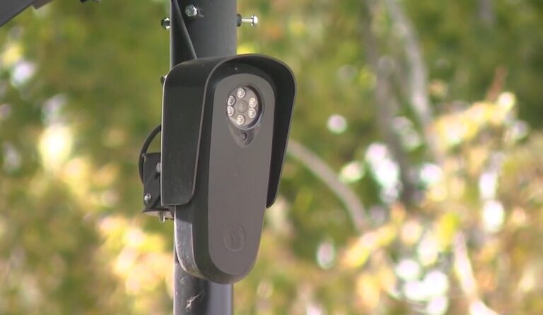 Denver Implementa Cámaras de Axon y Abandona Flock Safety Tras Debates de Privacidad