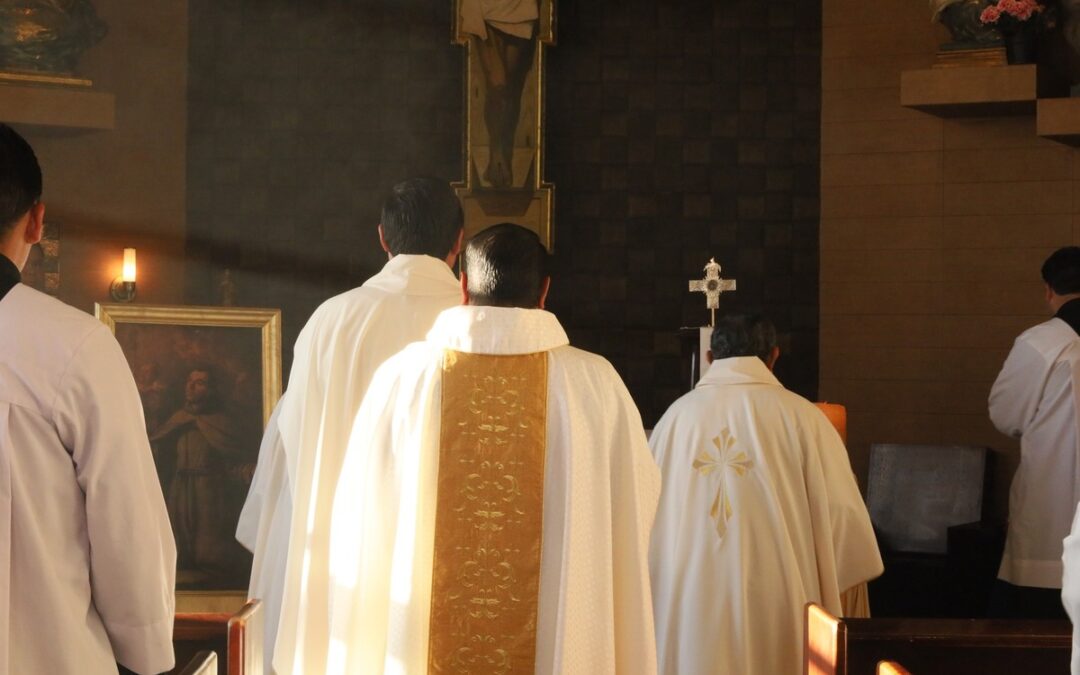 Diócesis de Saltillo Enfrenta Escasez de Sacerdotes y Abre Puertas a Nuevos Seminaristas