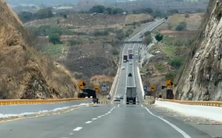 Autopista Colima–Guadalajara: Tráfico Fluido y Libre Durante Paro Nacional