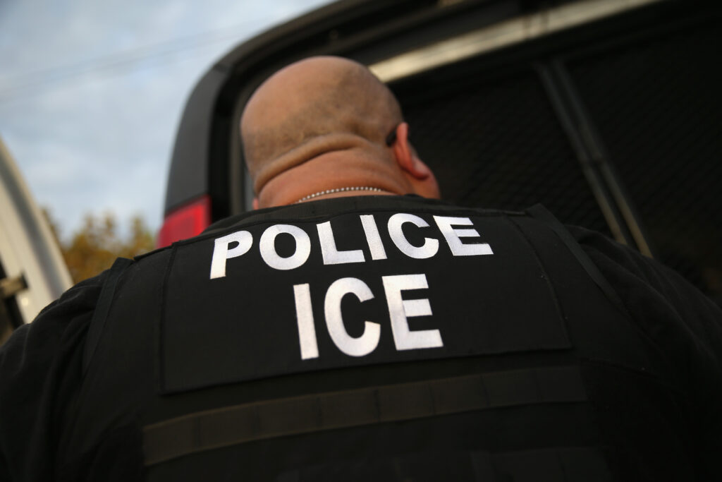 Preocupantes Aumentos en Transferencias de Reclusos a ICE en San Diego