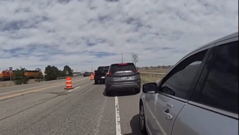 Adolescente detenido por conducción temeraria a 105 mph en Commerce City