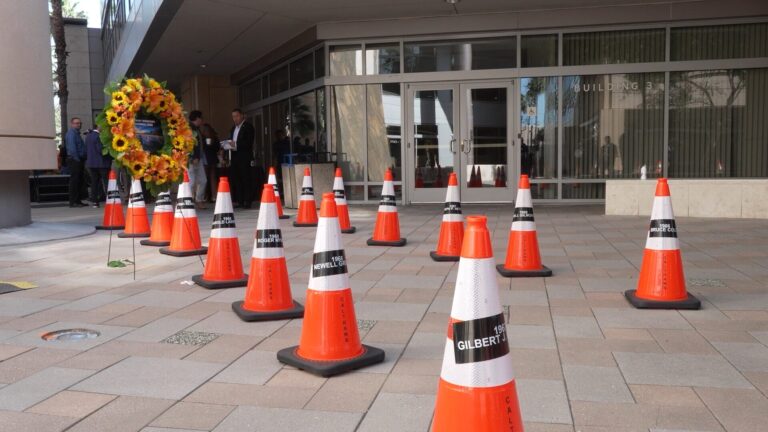 Conducir sin distracciones: Homenaje a trabajadores viales caídos