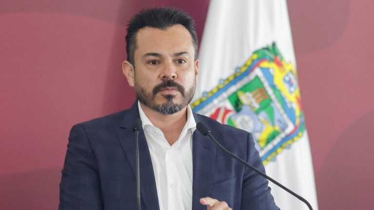 Agua de Puebla enfrenta críticas por anomalías detectadas por el gobierno estatal