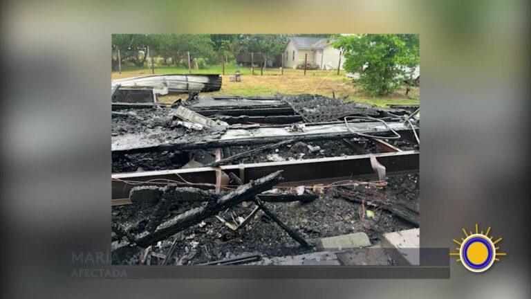 Desolador Incendio en Dona: Comunidad Se Une para Apoyar a la Familia Sánchez
