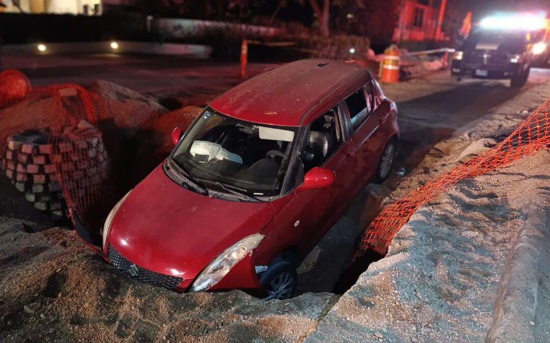 Mujer Herida en Guillera: Caída en Zanja en el Country Club de Guadalajara