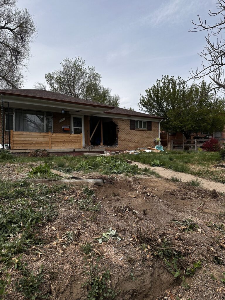 Accidente en Aurora: Niño de 13 años detenido tras chocar y huir