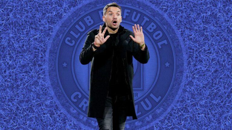 Nicolás Larcamón: Cuatro Días Cruciales para Cruz Azul en el Fútbol Mexicano