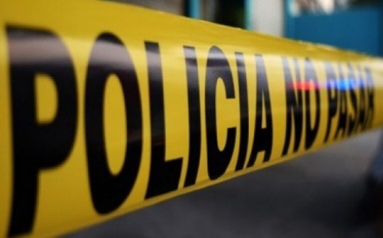 Robo Armado en Harvard Way: Descubrimiento de Drogas y Arrestos Masivos